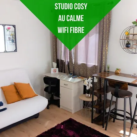 Appartement Le Zen -studio équipé- Wifi Fibre- Centre Avec Parking Tarbes